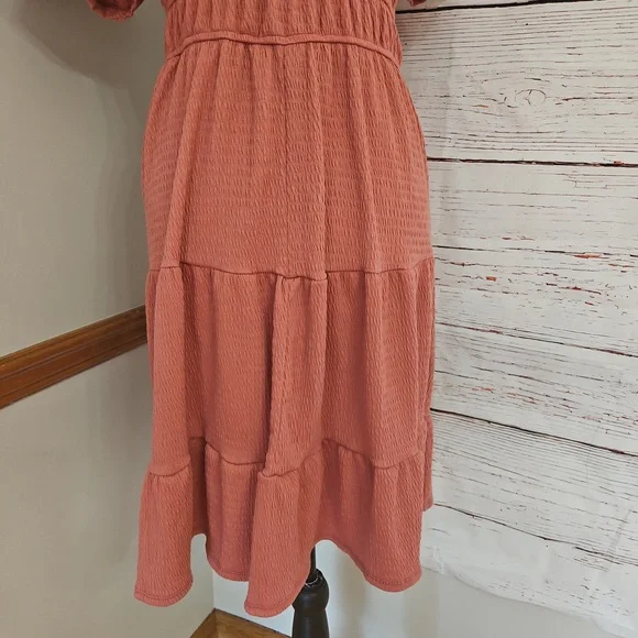 Gilli Dress - Picture 8 of 17